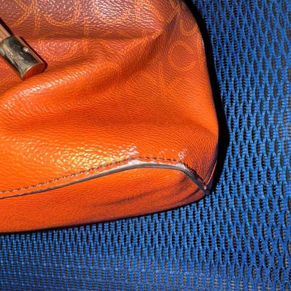 Calvin Klein monogram bucket bag *** Needs some love!! Look at pics!!!! REHAB - Picture 3 of 15